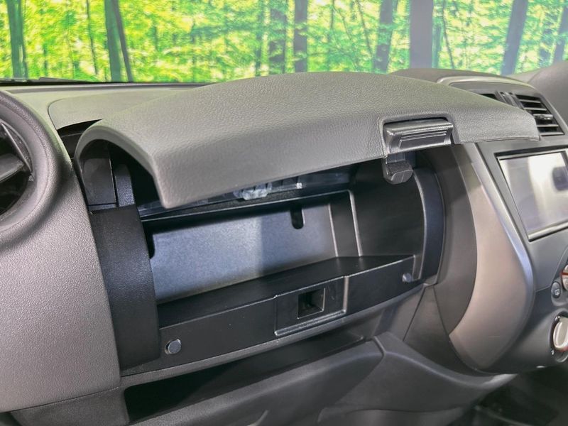 2015 Nissan March DBA-K13 (UW-6a62d7ac719ae)[27]