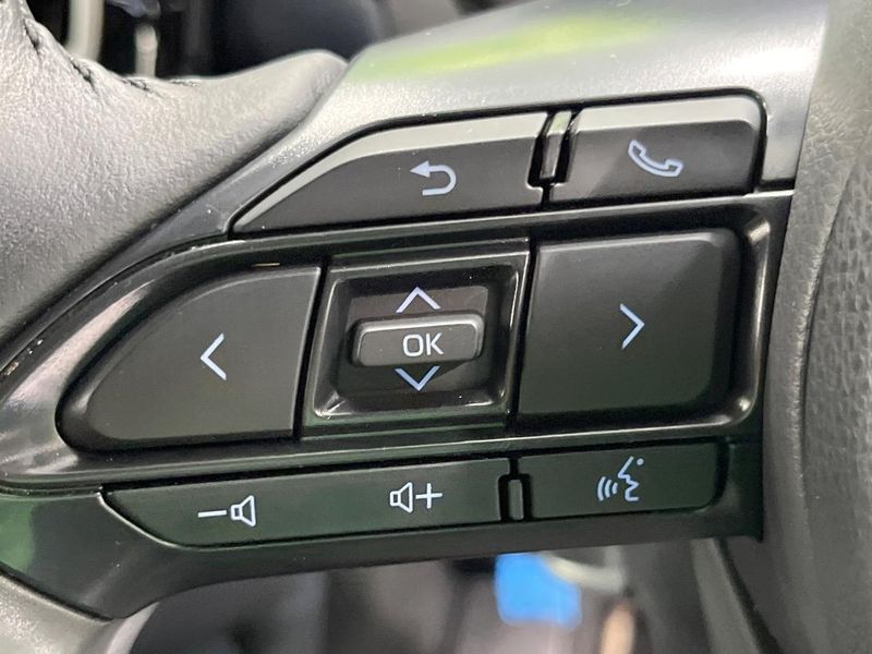 2022 Toyota Aqua 6AA-MXPK11 (UW-6a62d8c47cdb0)[15]