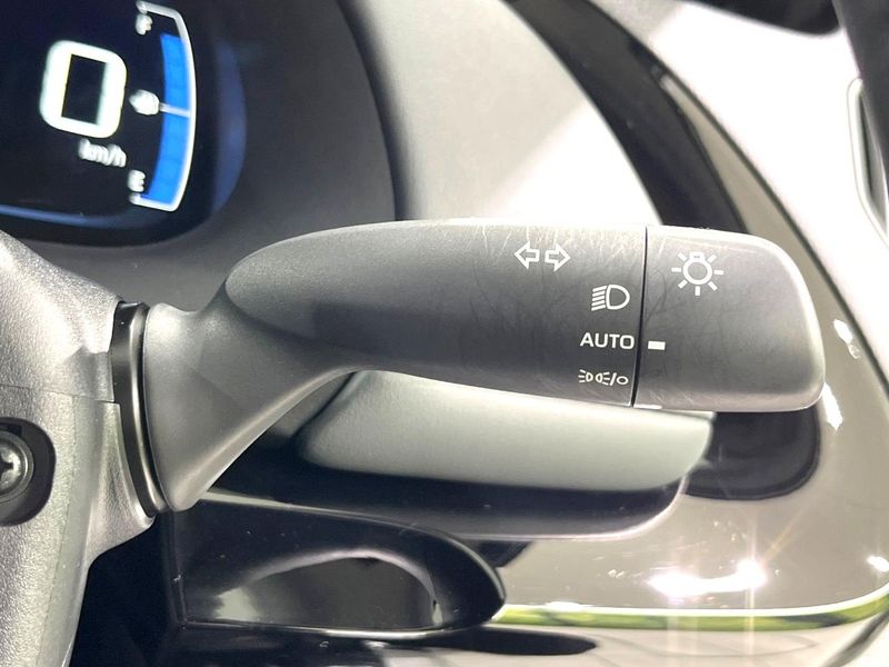 2025 Toyota Aqua 6AA-MXPK16 (UW-6a62d8c7ed01e)[23]