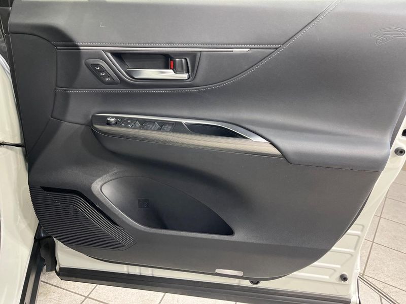 2021 Toyota Harrier 6BA-MXUA85 (UW-6a62d8de844bd)[14]