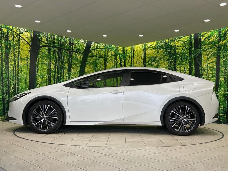 2023 Toyota Prius 6AA-MXWH60 (UW-6a62d8e0597e6)[14]