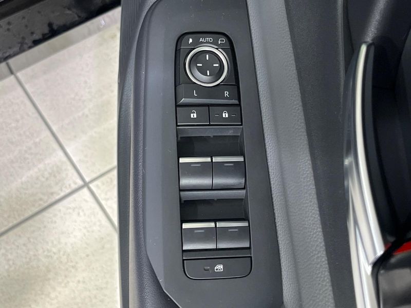 2023 Toyota Prius 6AA-MXWH65 (UW-6a62d8e7b645a)[15]