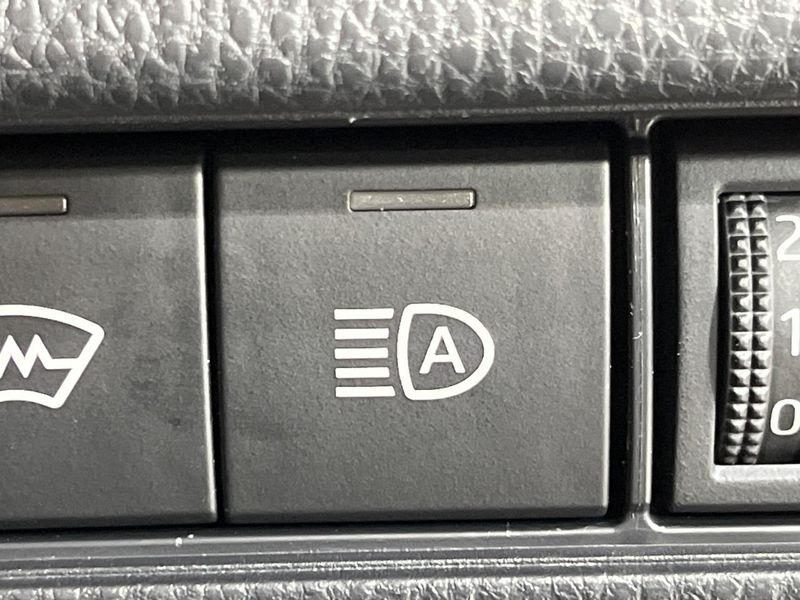 2023 Toyota Prius 6AA-MXWH65 (UW-6a62d8e7b645a)[19]