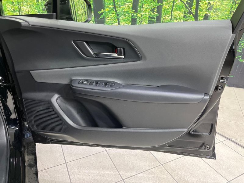 2023 Toyota Prius 6AA-MXWH65 (UW-6a62d8e7b645a)[14]