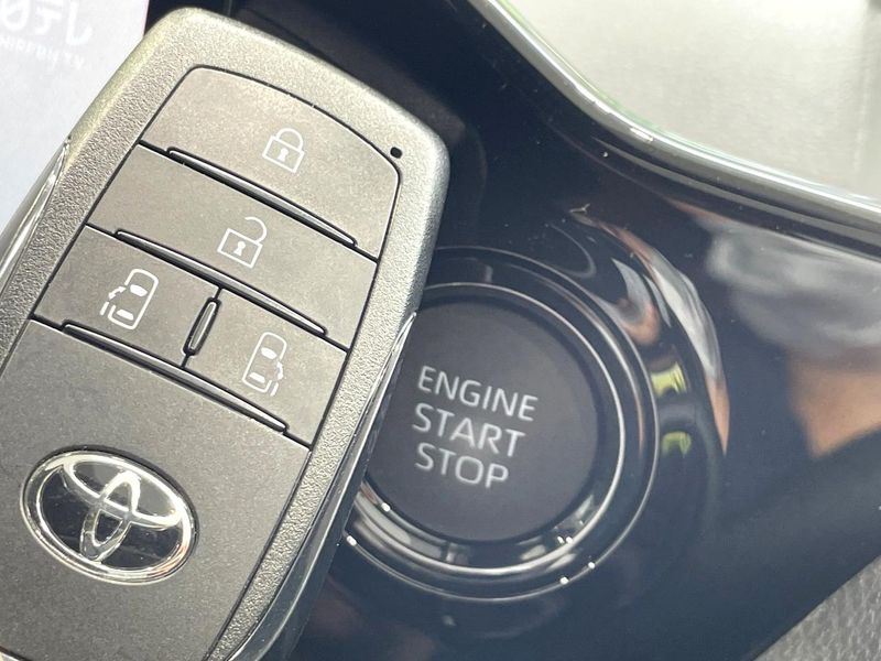 2024 Toyota Voxy 6BA-MZRA90W (UW-6a62d8f21054a)[18]
