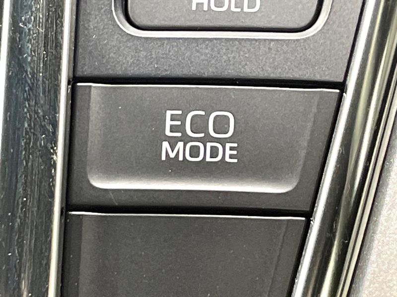 2024 Toyota Voxy 6BA-MZRA90W (UW-6a62d8f21054a)[13]