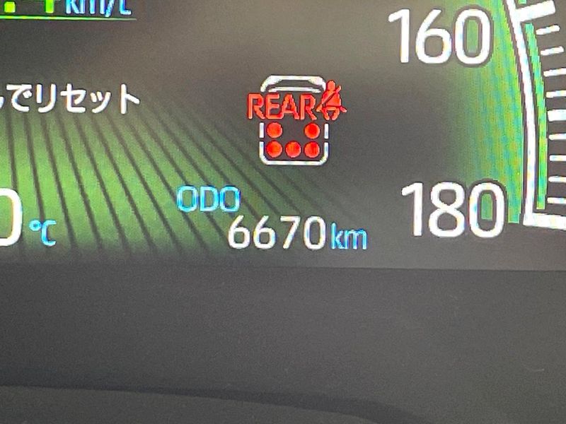 2024 Toyota Voxy 6BA-MZRA90W (UW-6a62d8f21054a)[2]