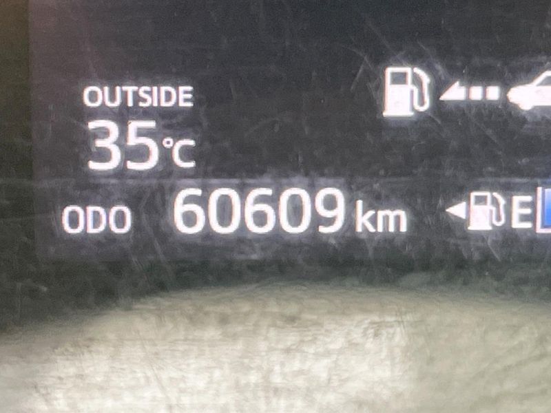 2017 Toyota Sienta DBA-NSP170G (UW-6a62d911cf5ee)[2]