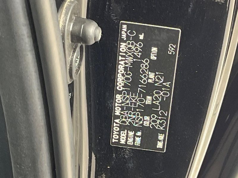 2018 Toyota Sienta DBA-NSP170G (UW-6a62d912d18f0)[1]