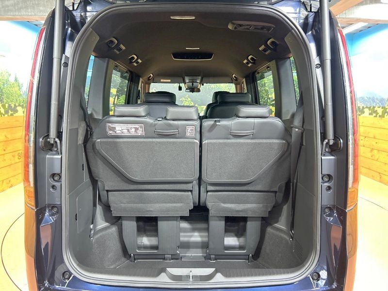 2024 Honda Step Wagon 6AA-RP8 (UW-6a62d92ce4b5e)[26]
