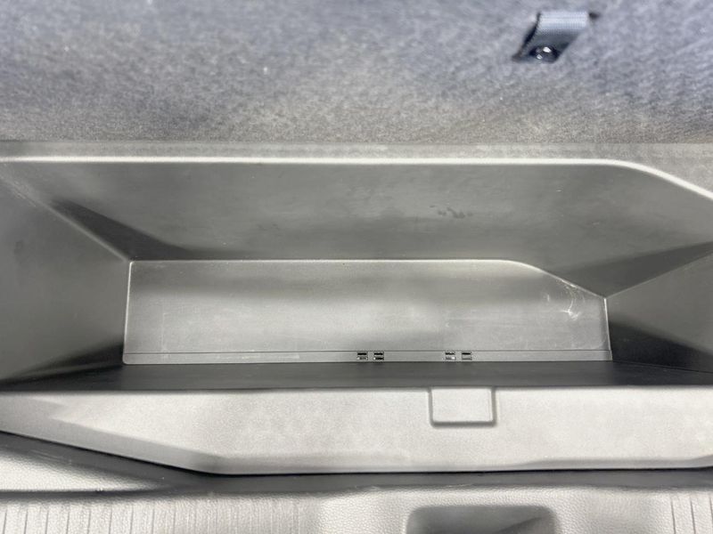 2021 Honda Vezel 6AA-RV5 (UW-6a62d9380f7ea)[15]