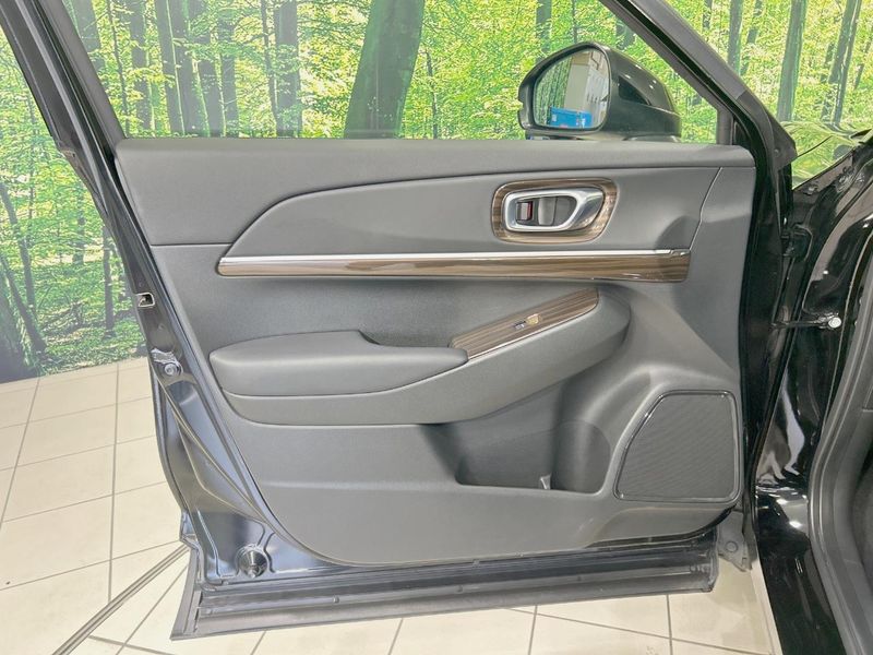 2021 Honda Vezel 6AA-RV5 (UW-6a62d9380f7ea)[24]