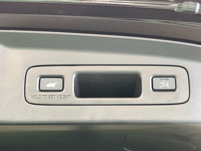 2024 Honda Vezel 6AA-RV5 (UW-6a62d94109cc0)[12]