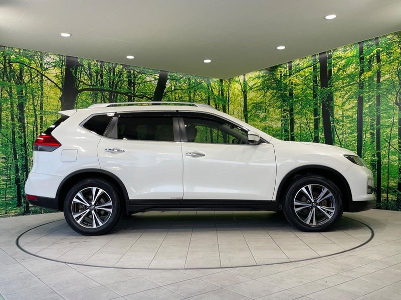 2017 Nissan X-Trail DBA-T32 (UW-6a62d96b56f56)[14]