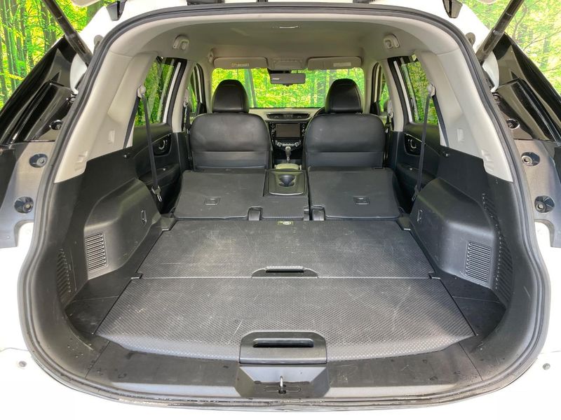 2017 Nissan X-Trail DBA-T32 (UW-6a62d96b56f56)[16]