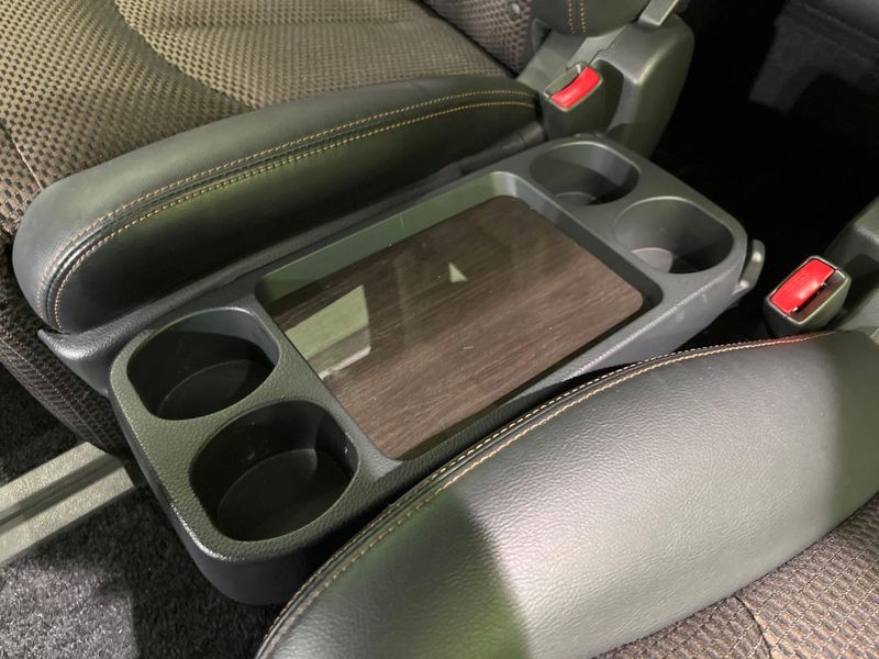 2012 Nissan Elgrand DBA-TNE52 (UW-6a62d96f9fd78)[11]