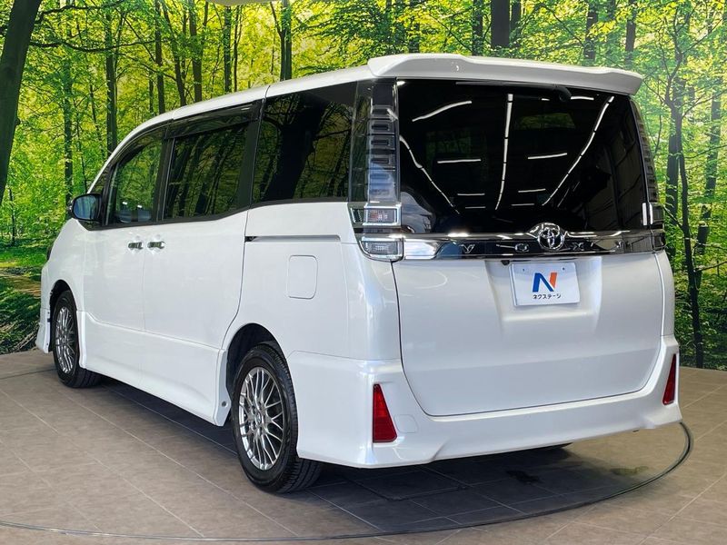 2018 Toyota Voxy DBA-ZRR80W (UW-6a62d9ccc2e34)[12]