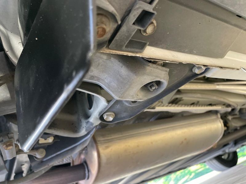 2018 Toyota Voxy DBA-ZRR80W (UW-6a62d9ccc2e34)[22]