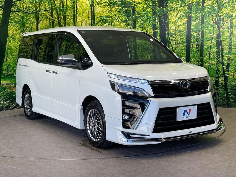 2018 Toyota Voxy DBA-ZRR80W (UW-6a62d9ccc2e34)[16]