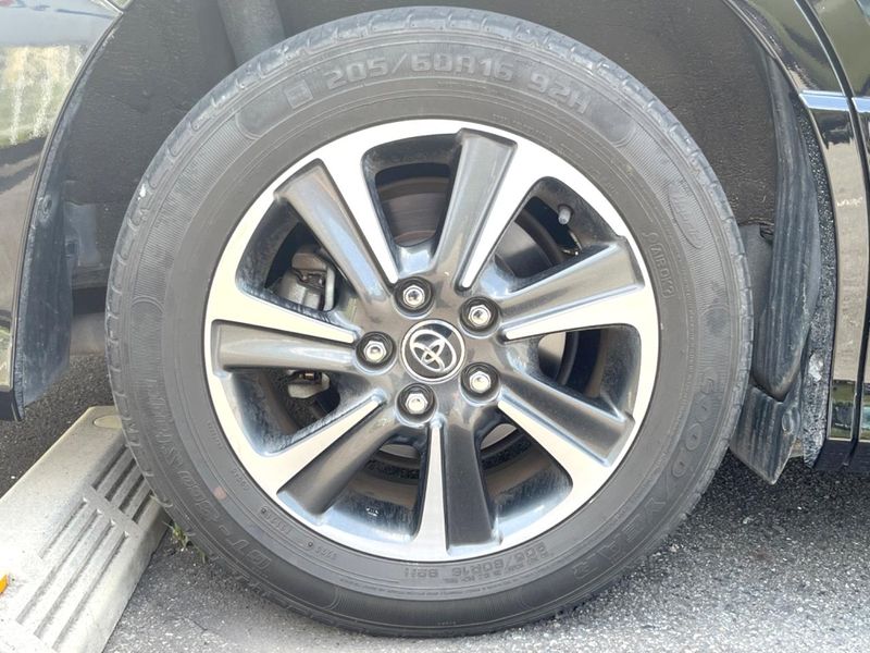 2018 Toyota Voxy DBA-ZRR80W (UW-6a62d9ce903dd)[8]