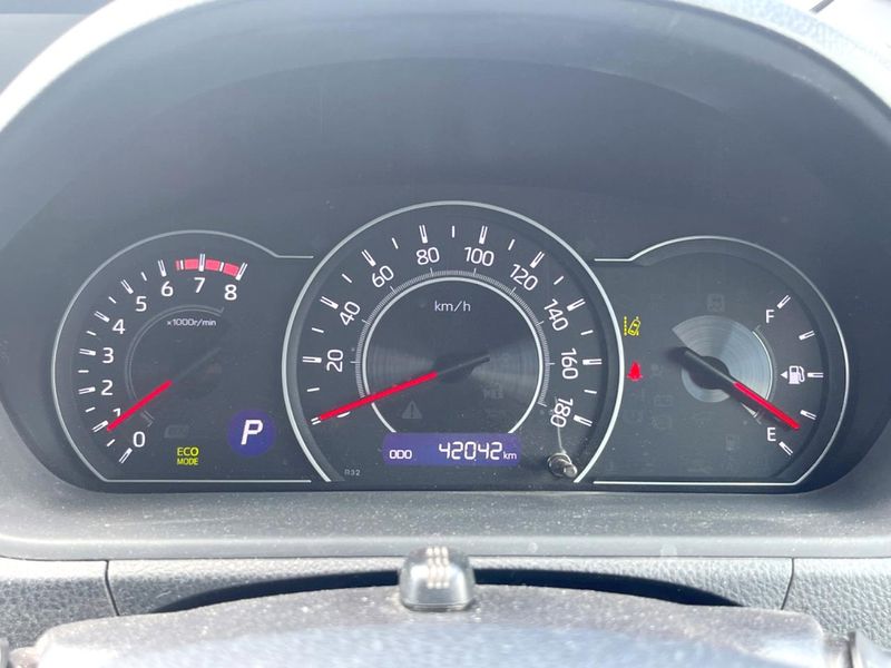 2018 Toyota Voxy DBA-ZRR80W (UW-6a62d9ce903dd)[21]