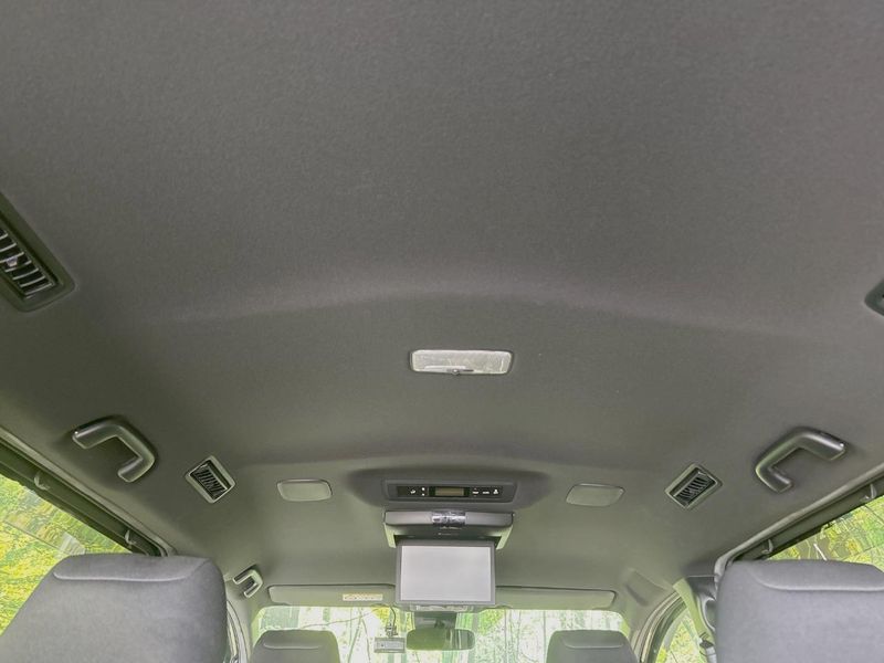 2019 Toyota Voxy DBA-ZRR80W (UW-6a62d9d1ce9be)[13]