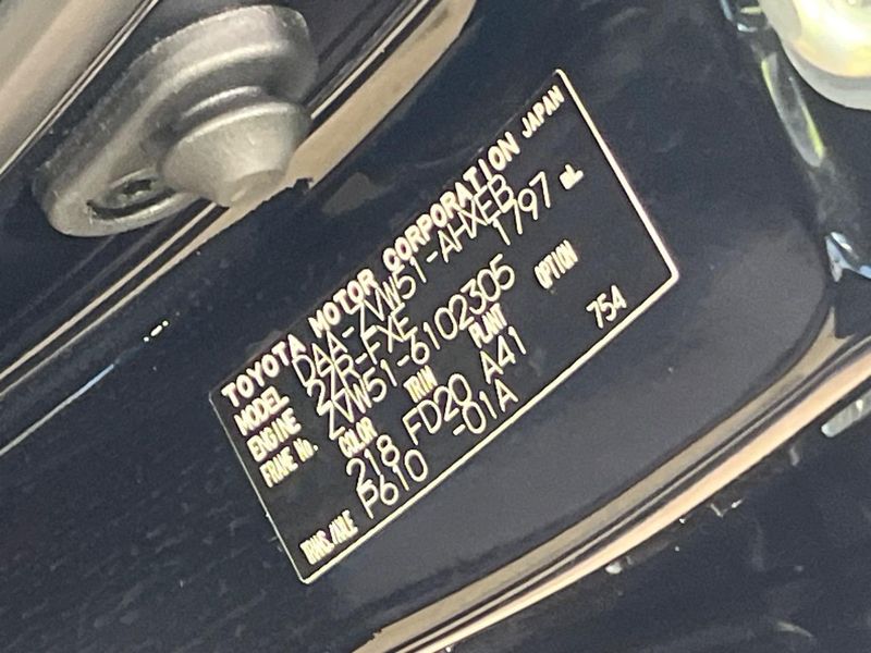 2019 Toyota Prius DAA-ZVW51 (UW-6a62d9f103f7f)[1]