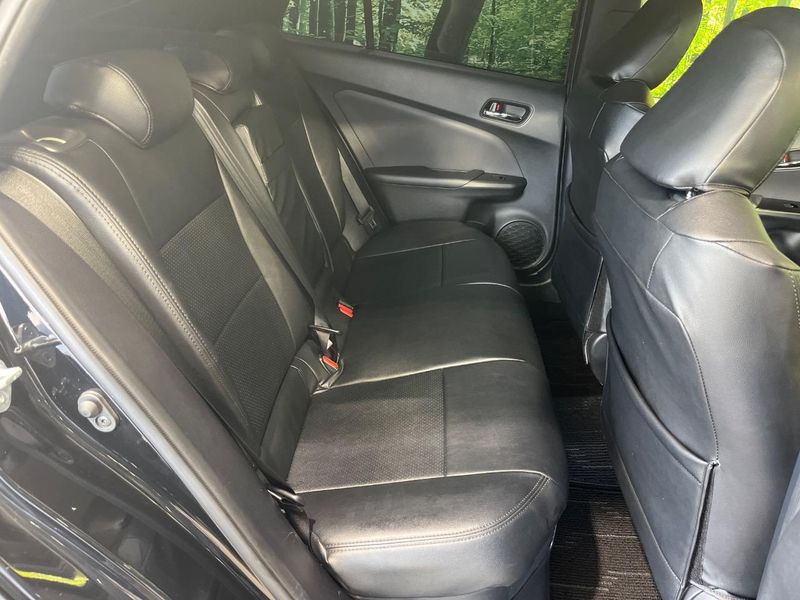 2019 Toyota Prius DAA-ZVW51 (UW-6a62d9f103f7f)[16]