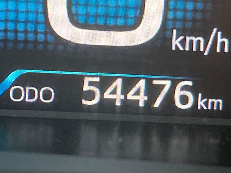 2019 Toyota Prius DAA-ZVW51 (UW-6a62d9f103f7f)[2]