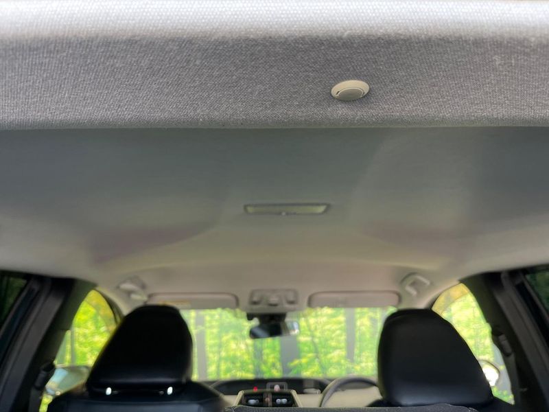 2019 Toyota Prius DAA-ZVW51 (UW-6a62d9f103f7f)[6]