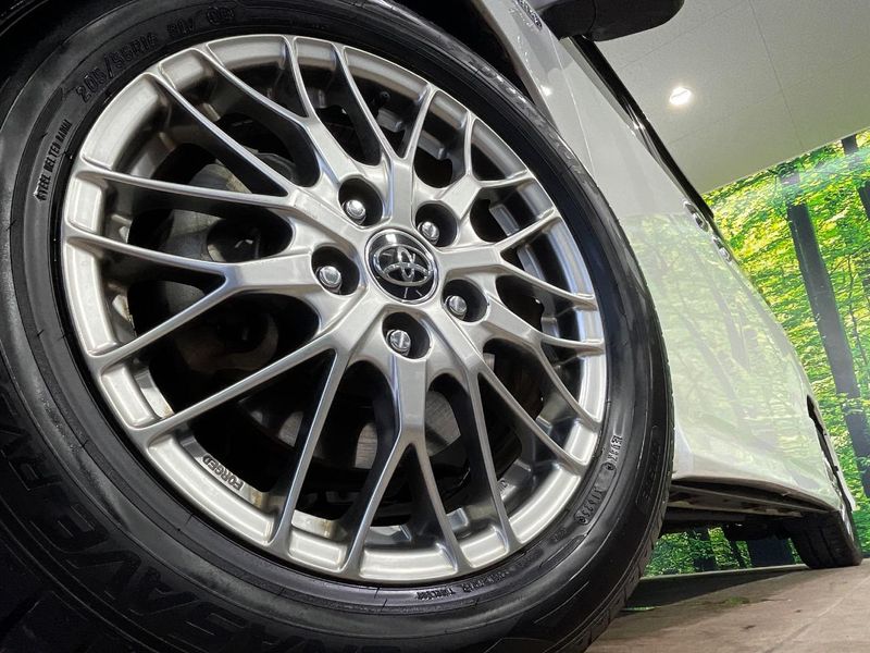 2016 Toyota Voxy DAA-ZWR80W (UW-6a62da013f61d)[6]