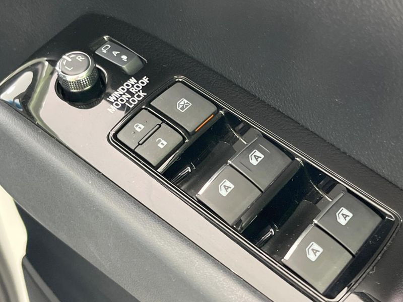 2018 Toyota Vellfire DBA-AGH30W (UW-6a64279bacdc9)[19]