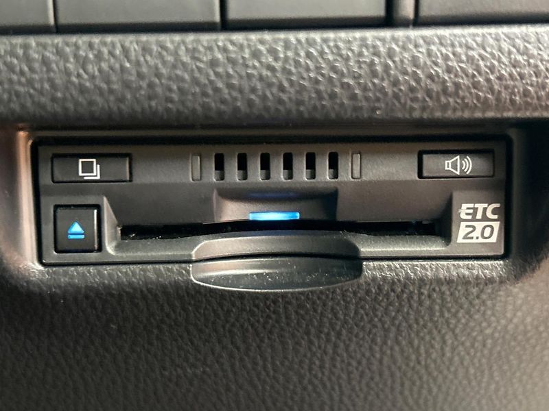 2021 Toyota Harrier Hybrid 6AA-AXUH80 (UW-6a6427c9149b2)[25]