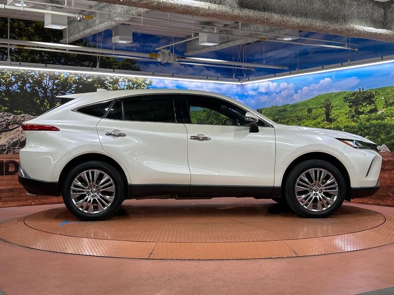 2021 Toyota Harrier Hybrid 6AA-AXUH80 (UW-6a6427c9149b2)[19]