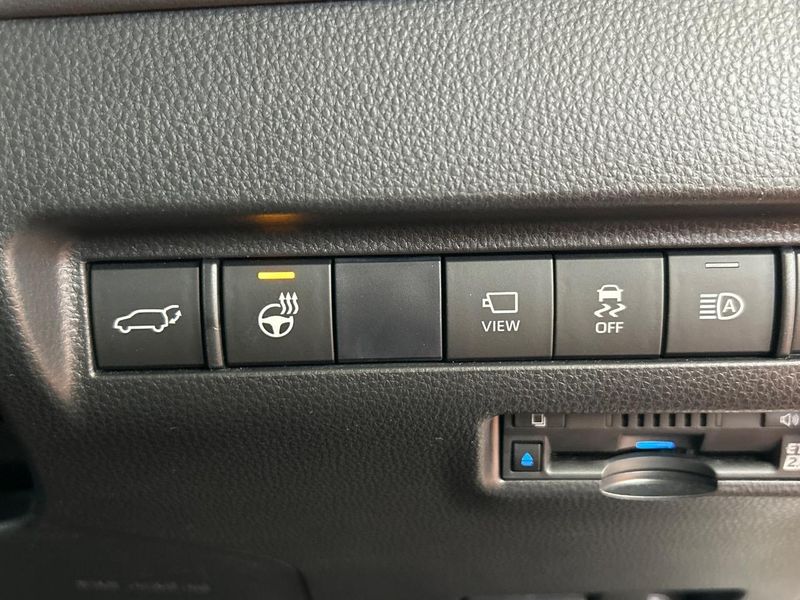 2021 Toyota Harrier Hybrid 6AA-AXUH80 (UW-6a6427c9149b2)[24]
