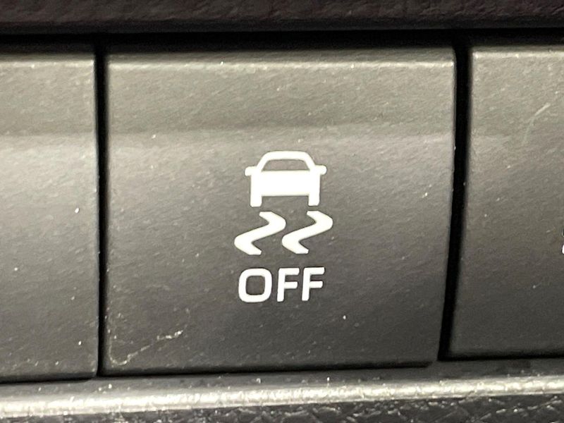 2021 Toyota Harrier Hybrid 6AA-AXUH80 (UW-6a6427c91a115)[27]