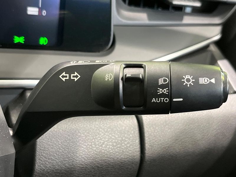 2021 Nissan Note 6AA-E13 (UW-6a64284766c91)[20]