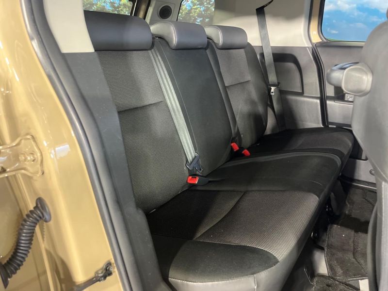 2014 Toyota FJ CRUISER CBA-GSJ15W (UW-6a64289080ffe)[29]
