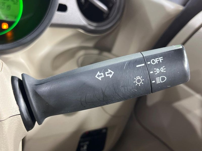 2013 Honda N-BOX DBA-JF1 (UW-6a6428db12833)[24]