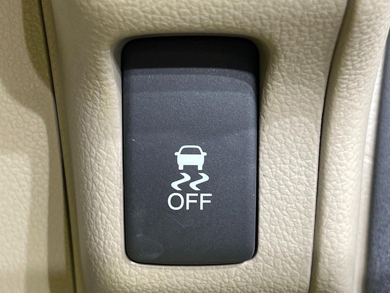 2013 Honda N-BOX DBA-JF1 (UW-6a6428db12833)[21]