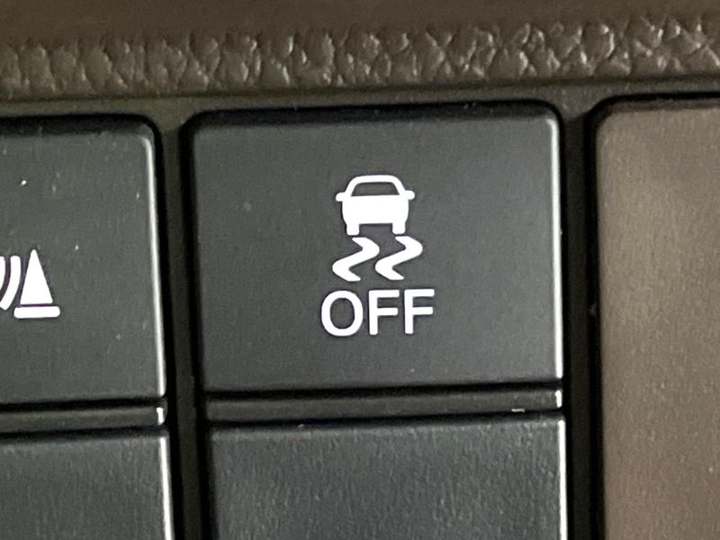2021 Honda N-BOX 6BA-JF3 (UW-6a6428f8bbdc8)[18]