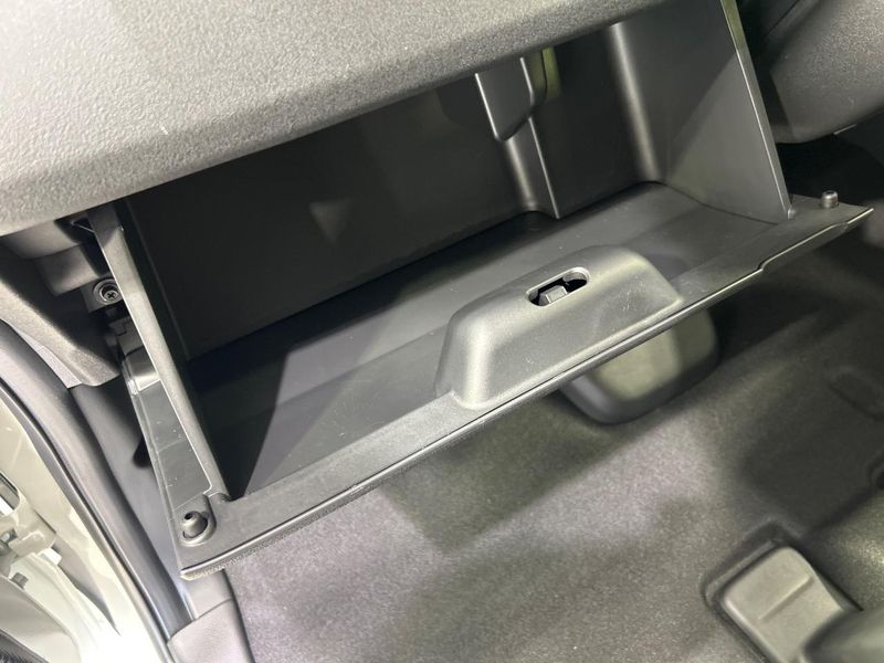 2026 Honda N-BOX CUSTOM 6BA-JF5 (UW-6a642916a2b76)[5]