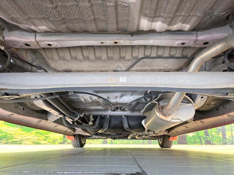 2014 Honda N-WGN Custom DBA-JH1 (UW-6a64292e93e32)[13]