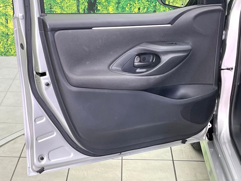 2020 Toyota Yaris 5BA-KSP210 (UW-6a6429536f39d)[12]
