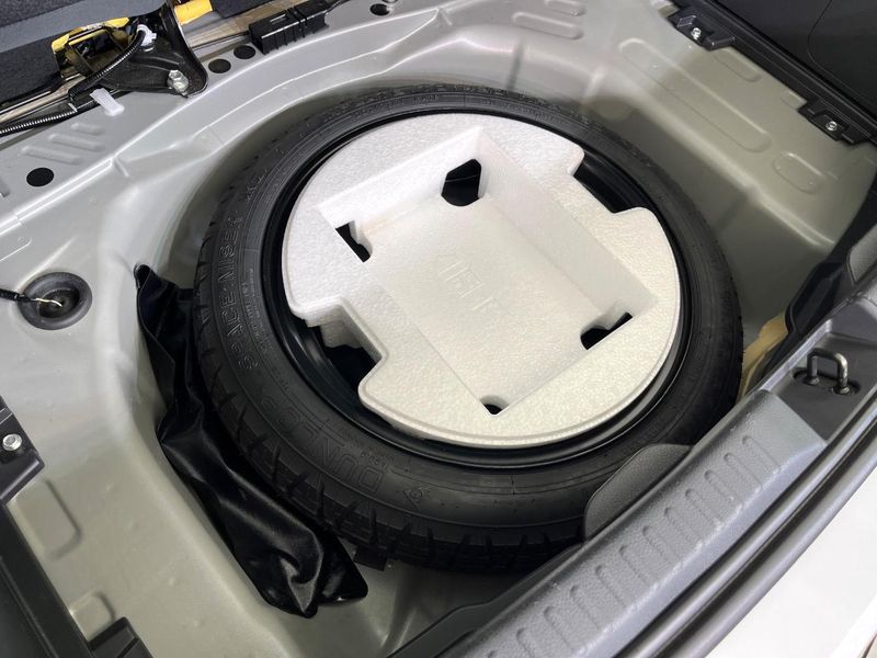 2020 Toyota Yaris 5BA-KSP210 (UW-6a6429536f39d)[8]