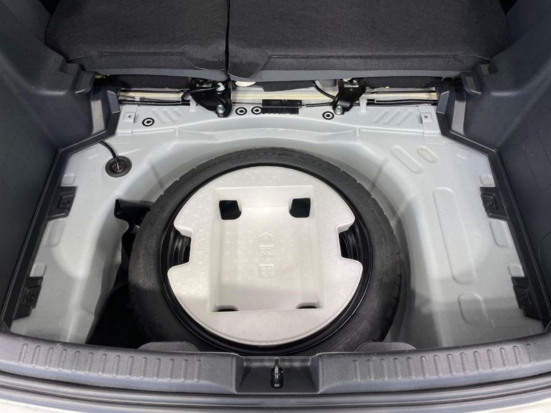 2023 Toyota Yaris 5BA-KSP210 (UW-6a6429551376a)[26]
