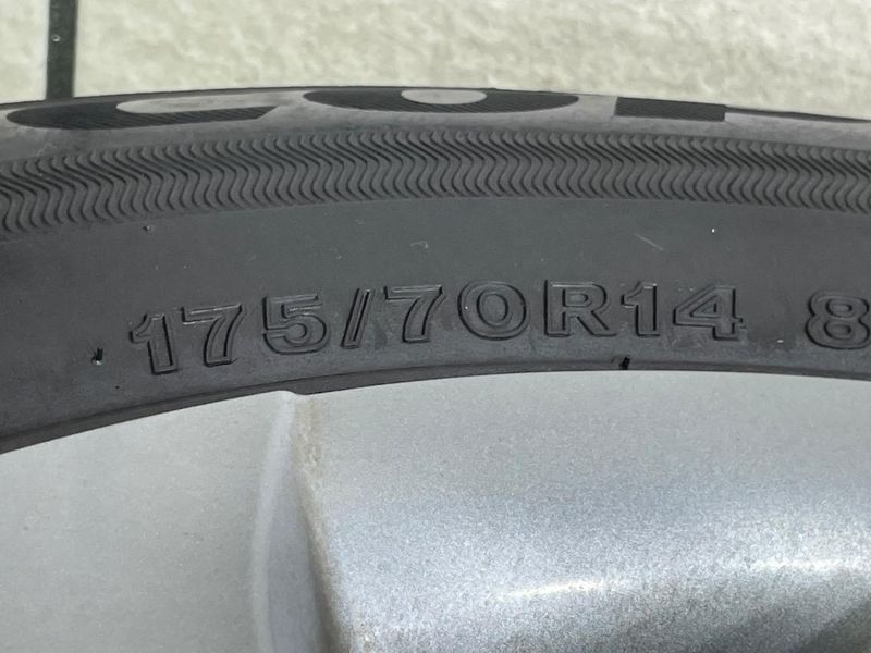 2023 Toyota Yaris 5BA-KSP210 (UW-6a6429551376a)[8]