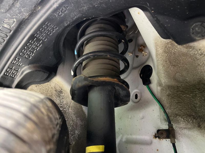 2017 Daihatsu Mira e:S DBA-LA360S (UW-6a64296ec5e0a)[9]