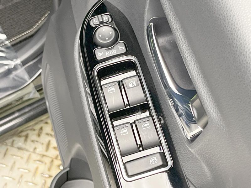 2021 Daihatsu Tanto 6BA-LA650S (UW-6a642981b92ac)[22]
