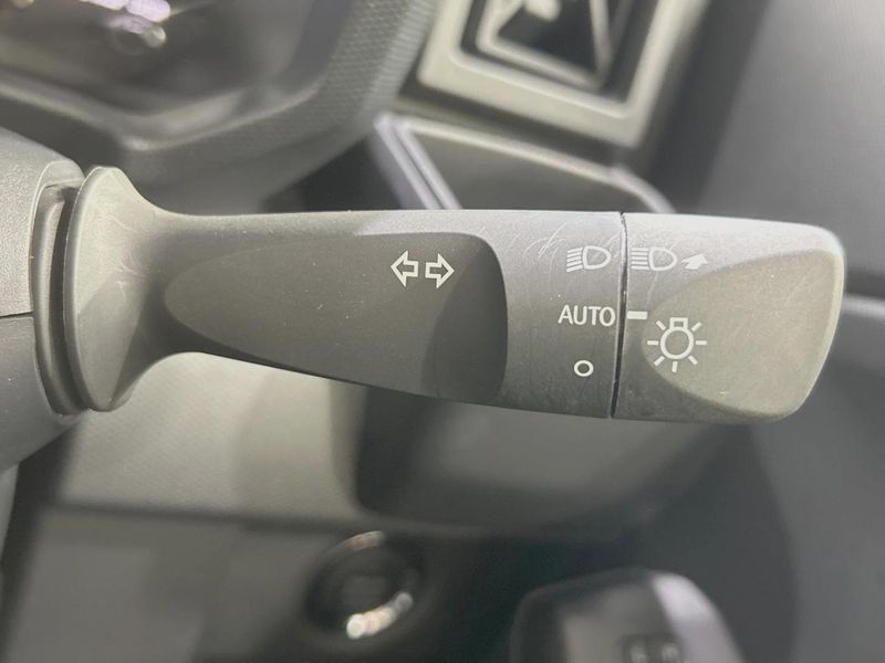 2023 Daihatsu Taft 5BA-LA900S (UW-6a6429a25b4c1)[28]